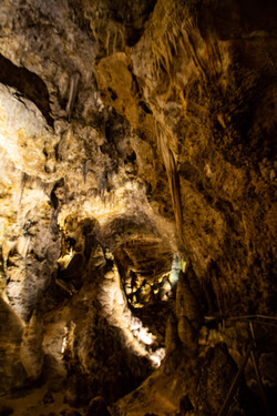 carlsbad caverns stalagmites and stalactites