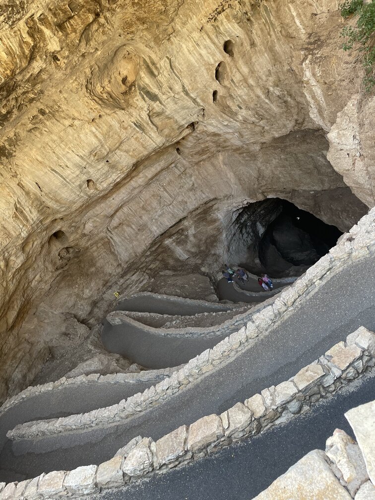 the devil road carlsbad caverns