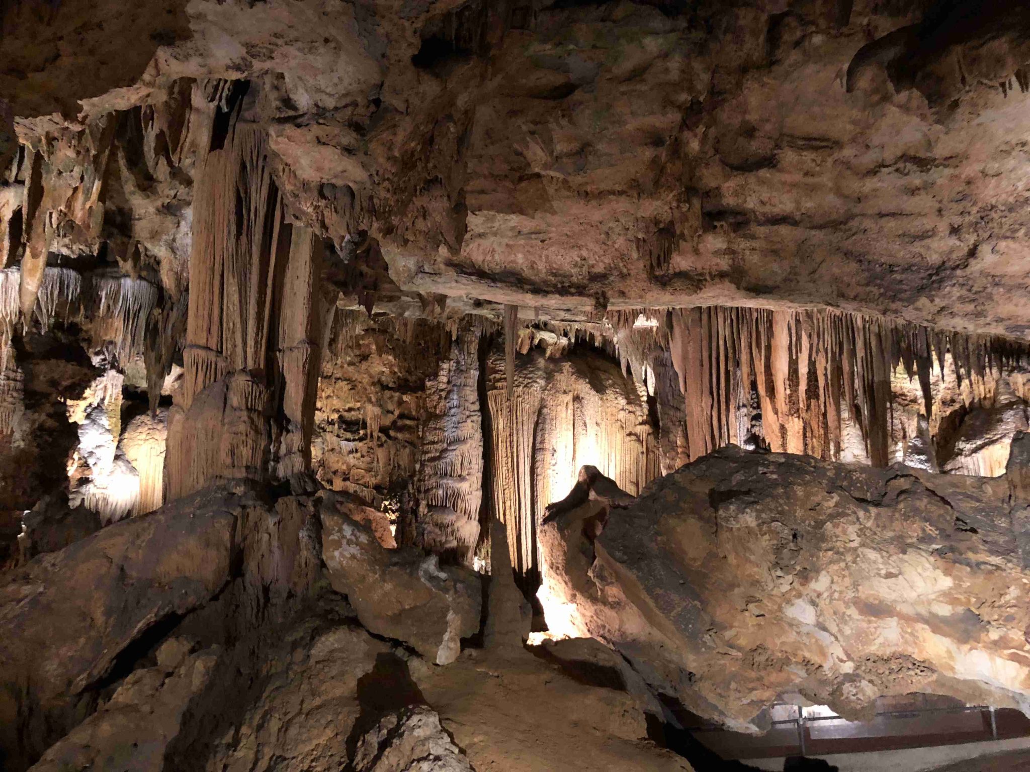 Luray Caverns Titan: Unveiling the Geological Marvel - cave.travel